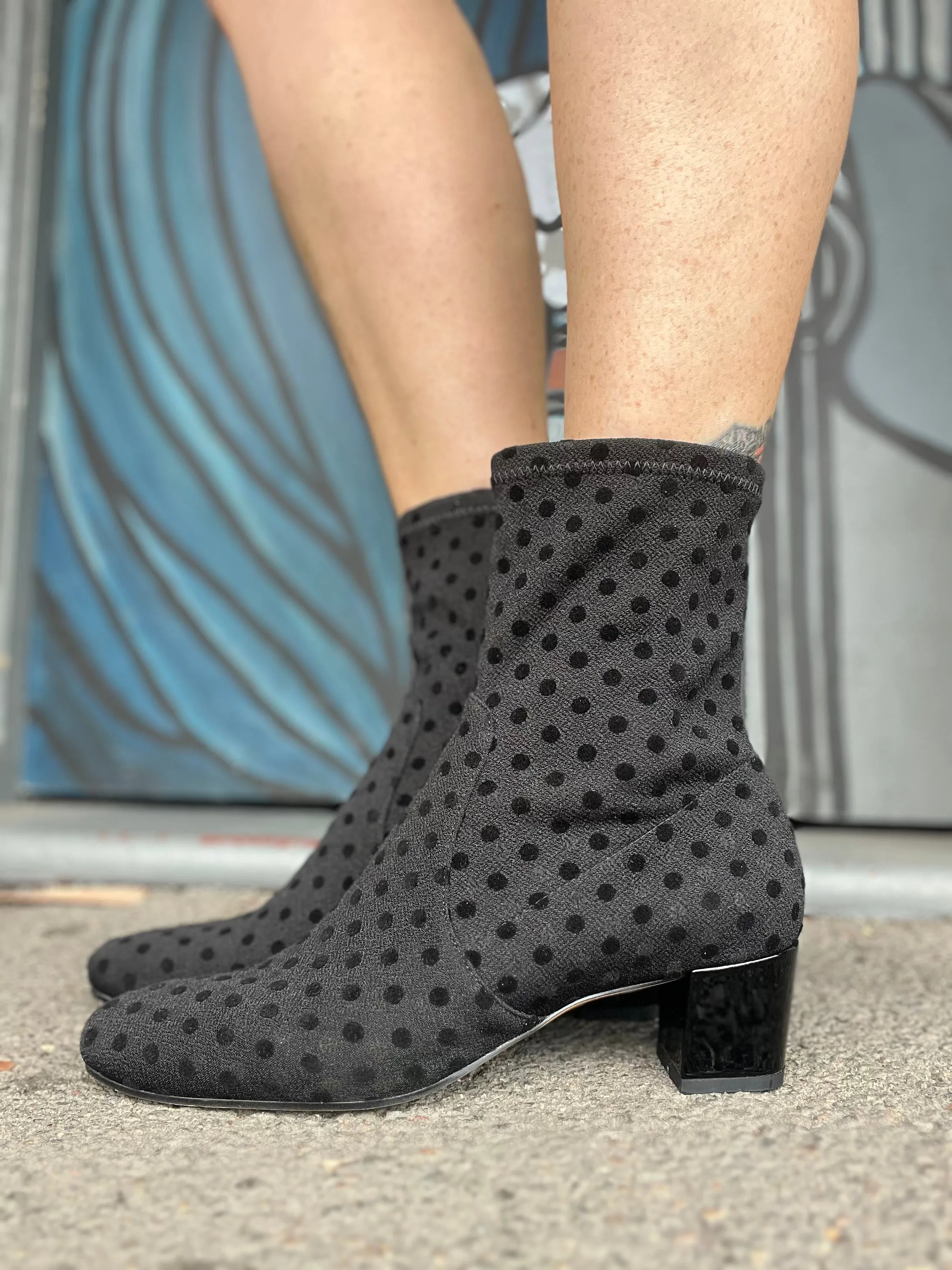 Hartful Boots - Black Spot
