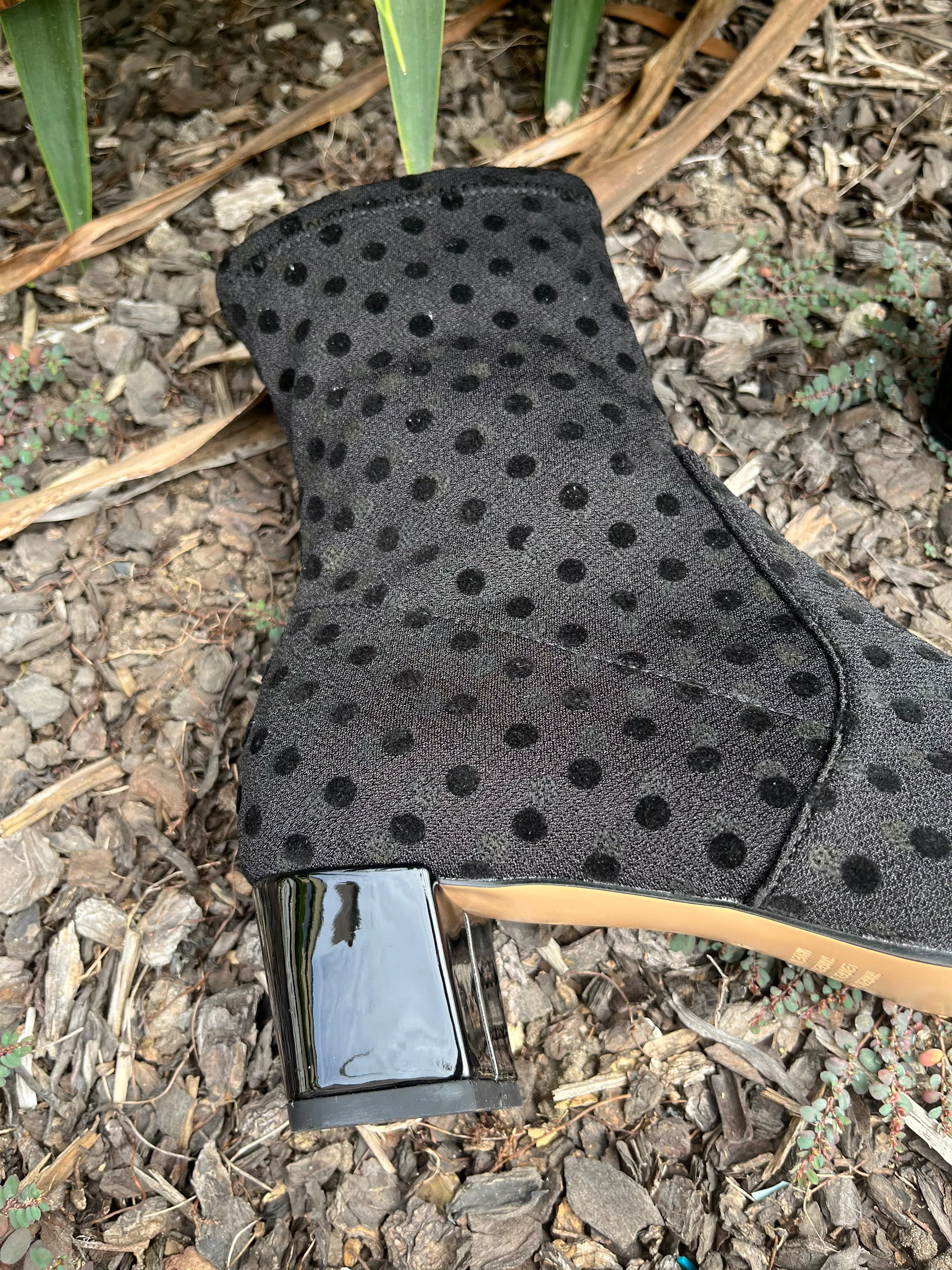 Hartful Boots - Black Spot