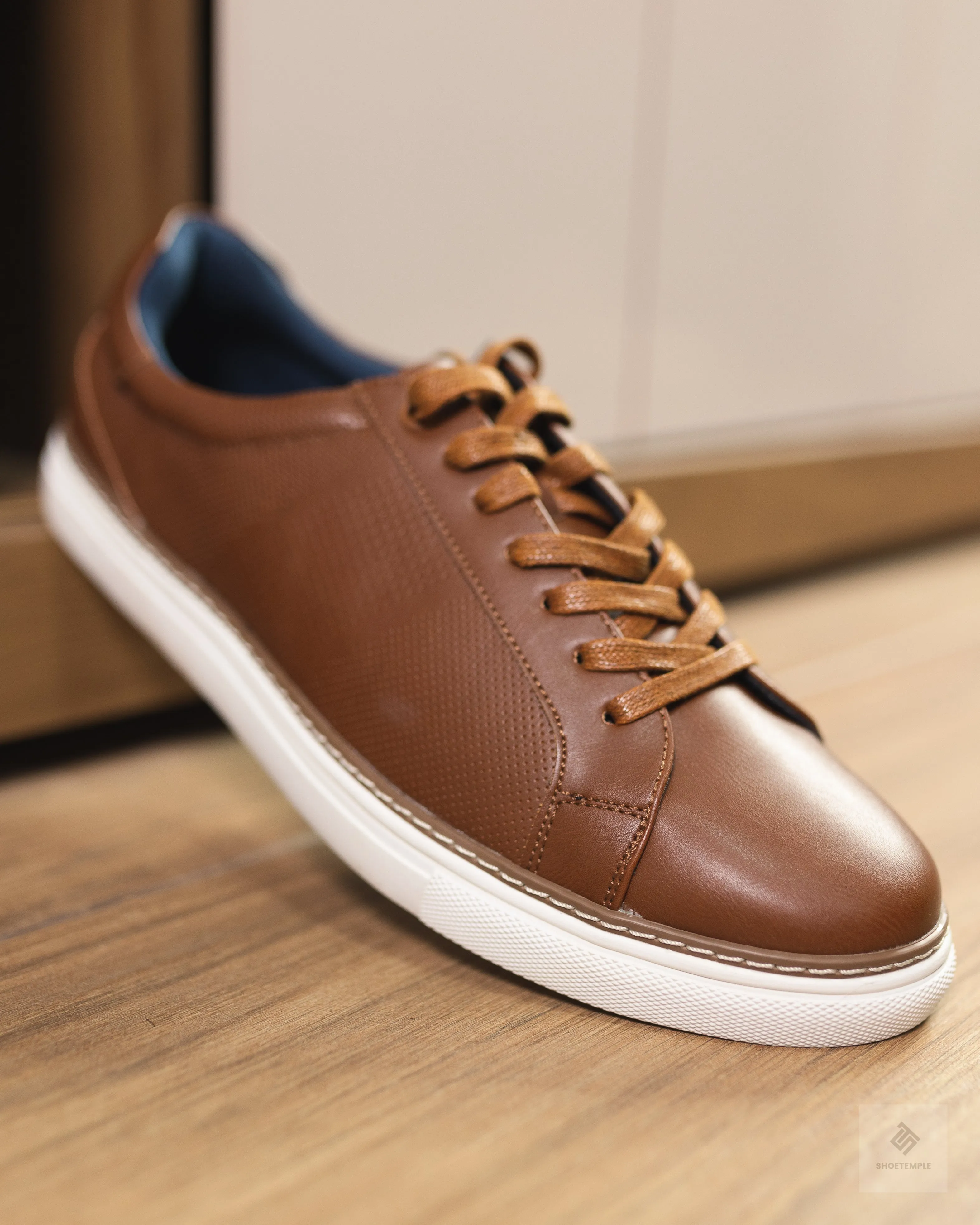 Julius Marlow Quincy Low Sneakers