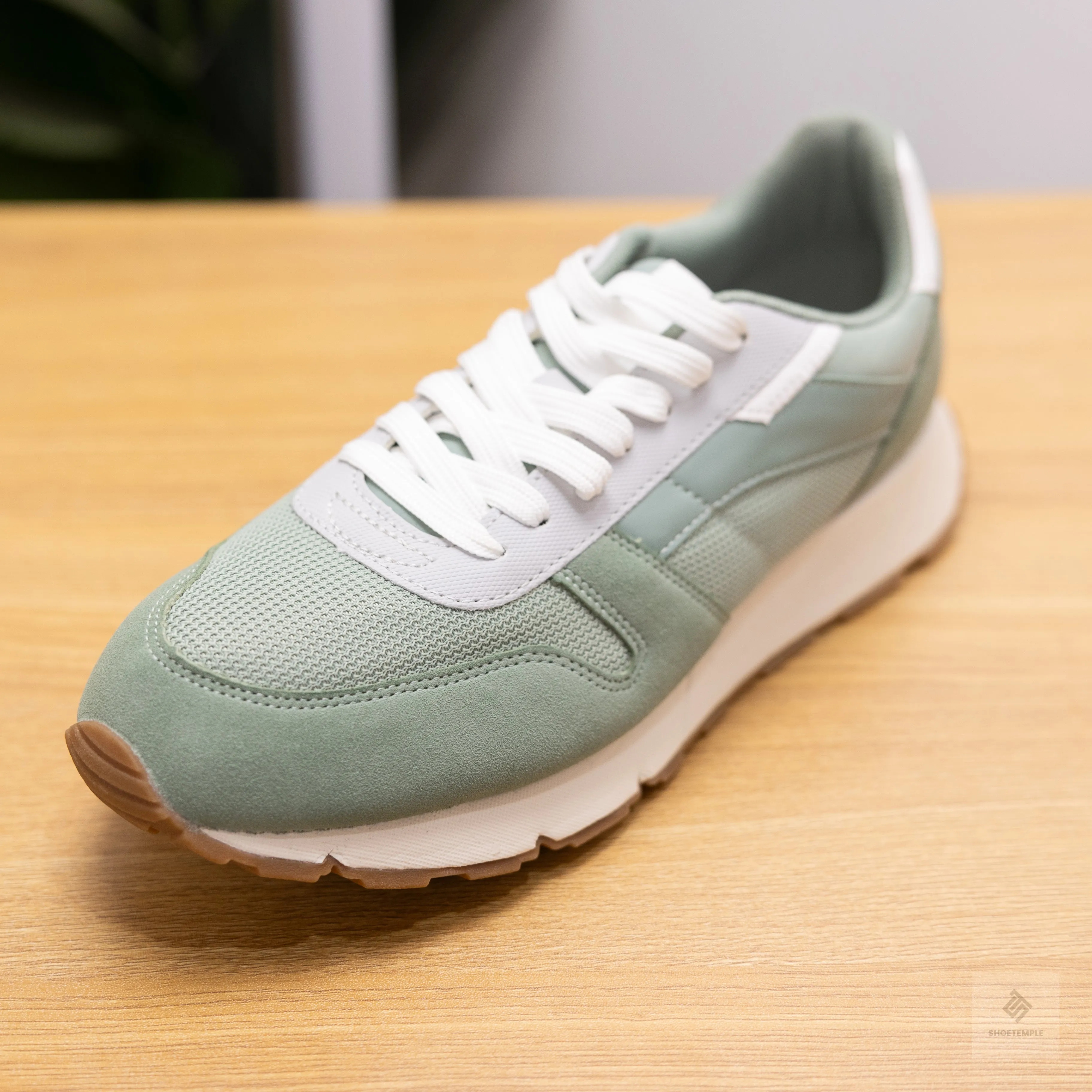 Zara Sneakers